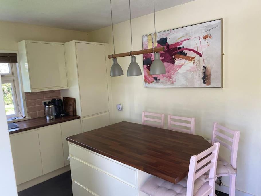 קאבן The Lodge-Cozy And Serene Home מראה חיצוני תמונה